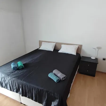 Stan 1 Apartment *