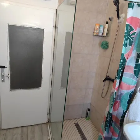Stan 1 Apartment *